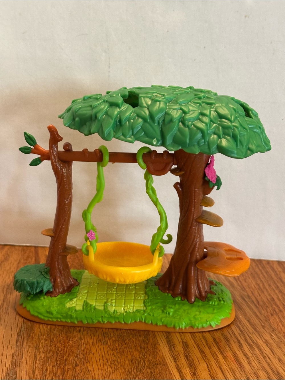 Disney Yellow Swing Playset with Green Canopy and Brown Tree Base